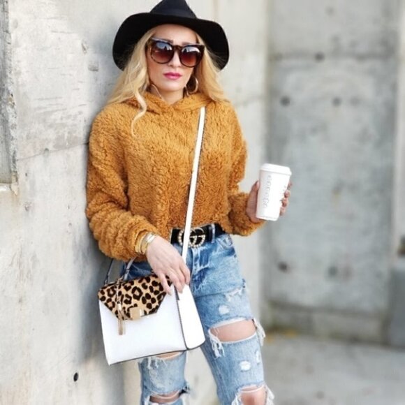 Ultra Soft Faux Fur Hoodie Top - Picture 4 of 9